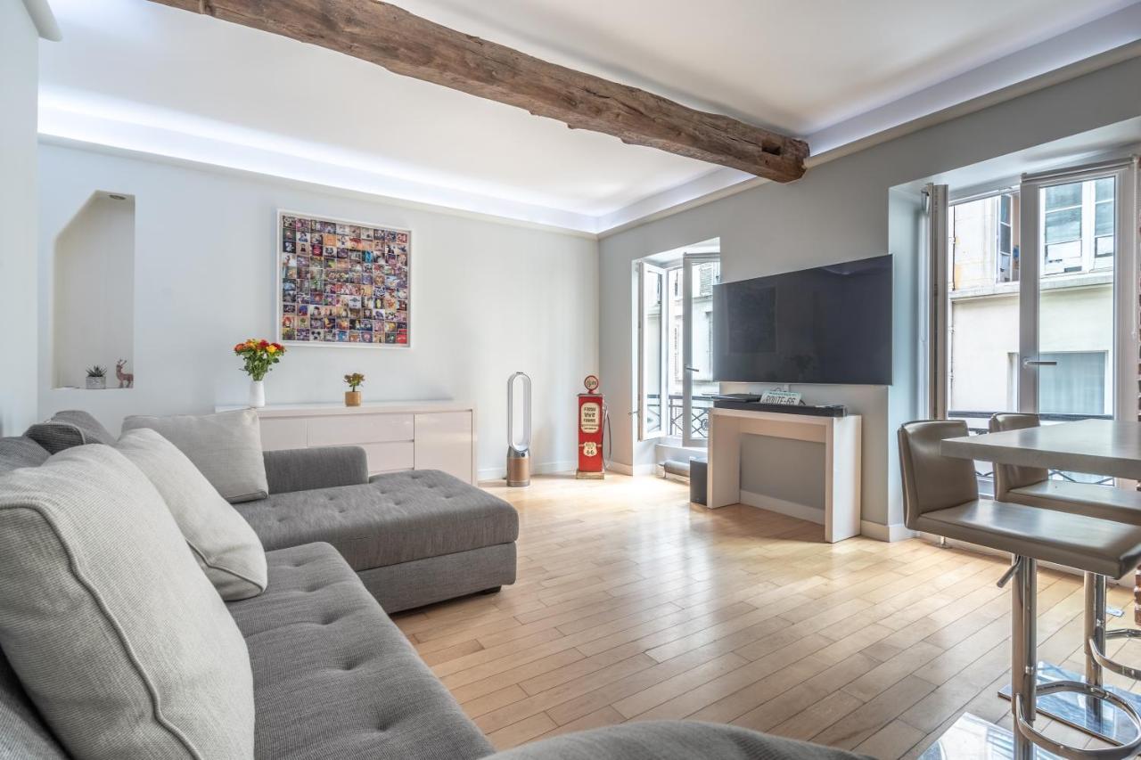 Room In Apartment - Cosy Place In The Hear Of Paris Eksteriør billede